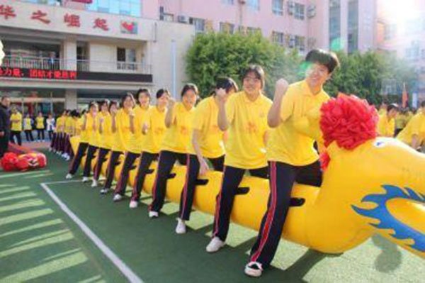 支持母校的广大校友
