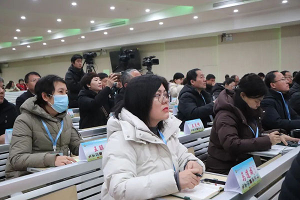 同题参见从设计精巧的奋进钟表到布满学