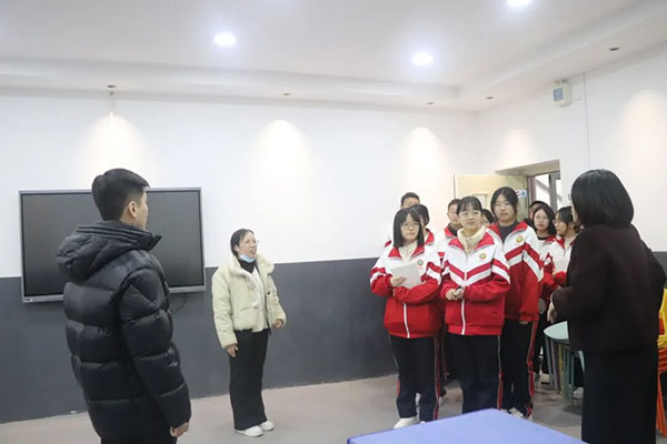 永利国际棋牌游戏官网优惠活动向特教永