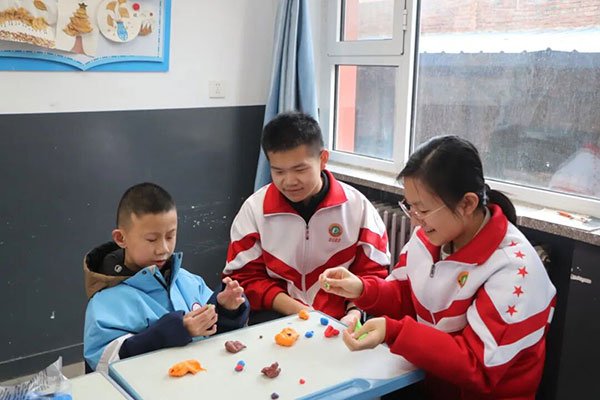 详细了解特殊儿童的日常永利国际棋牌游